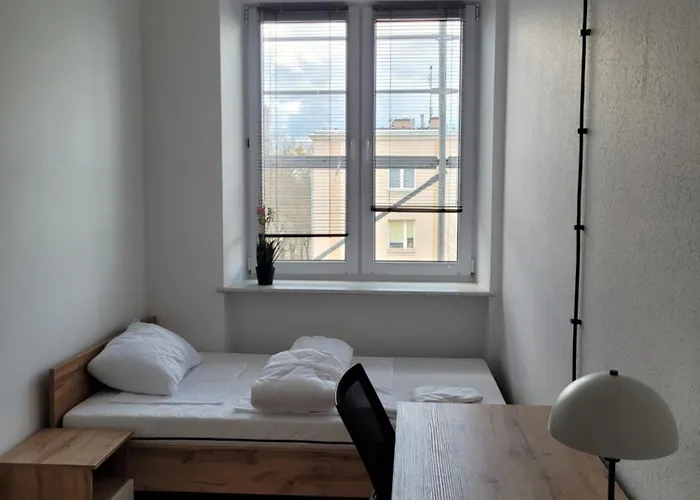 Axo-Hostel 14